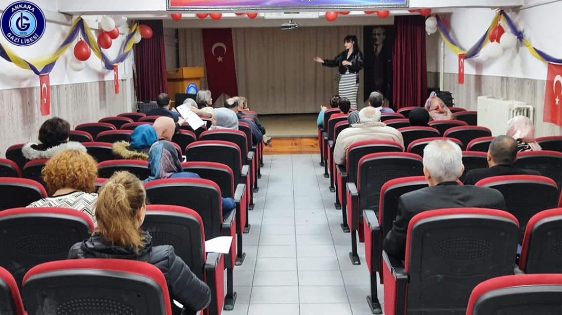 Verimli Ders Çalışma Teknikleri ve Zamanı Etkili Kullanma Semineri